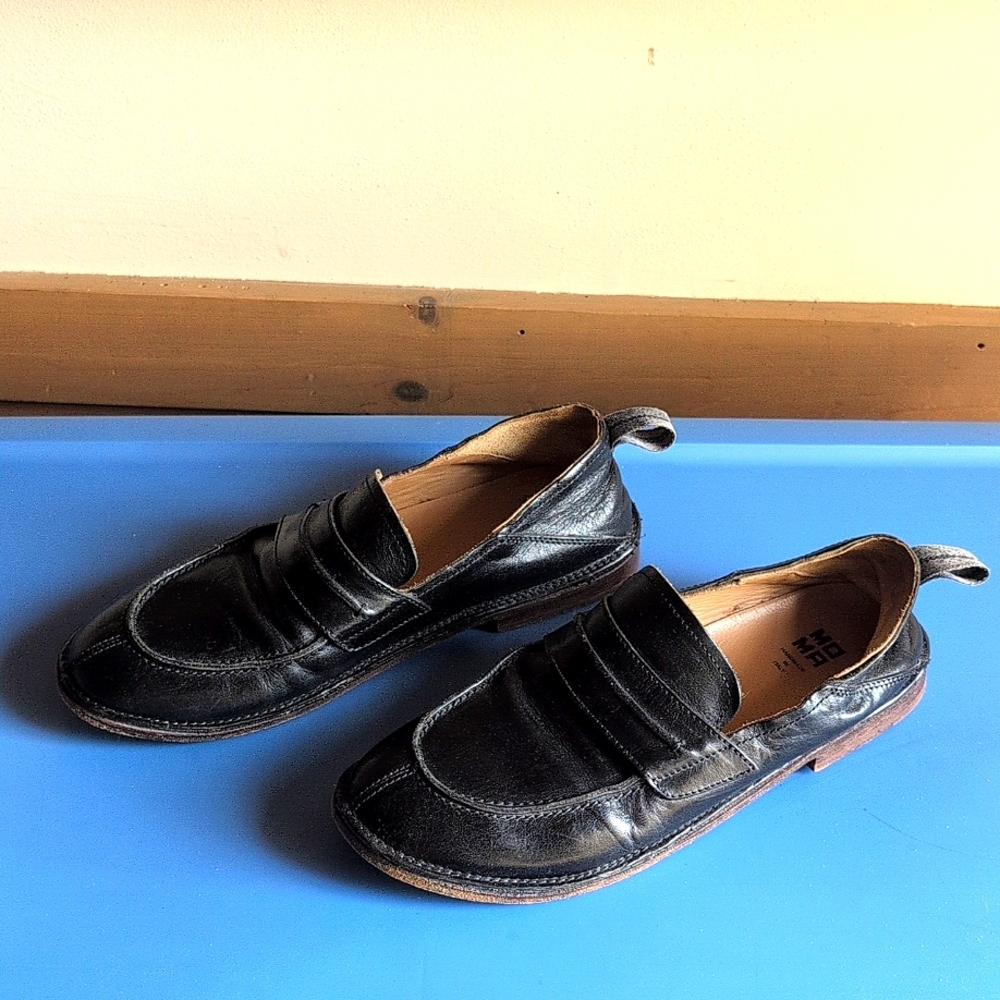 Moma Black Leather Loafers